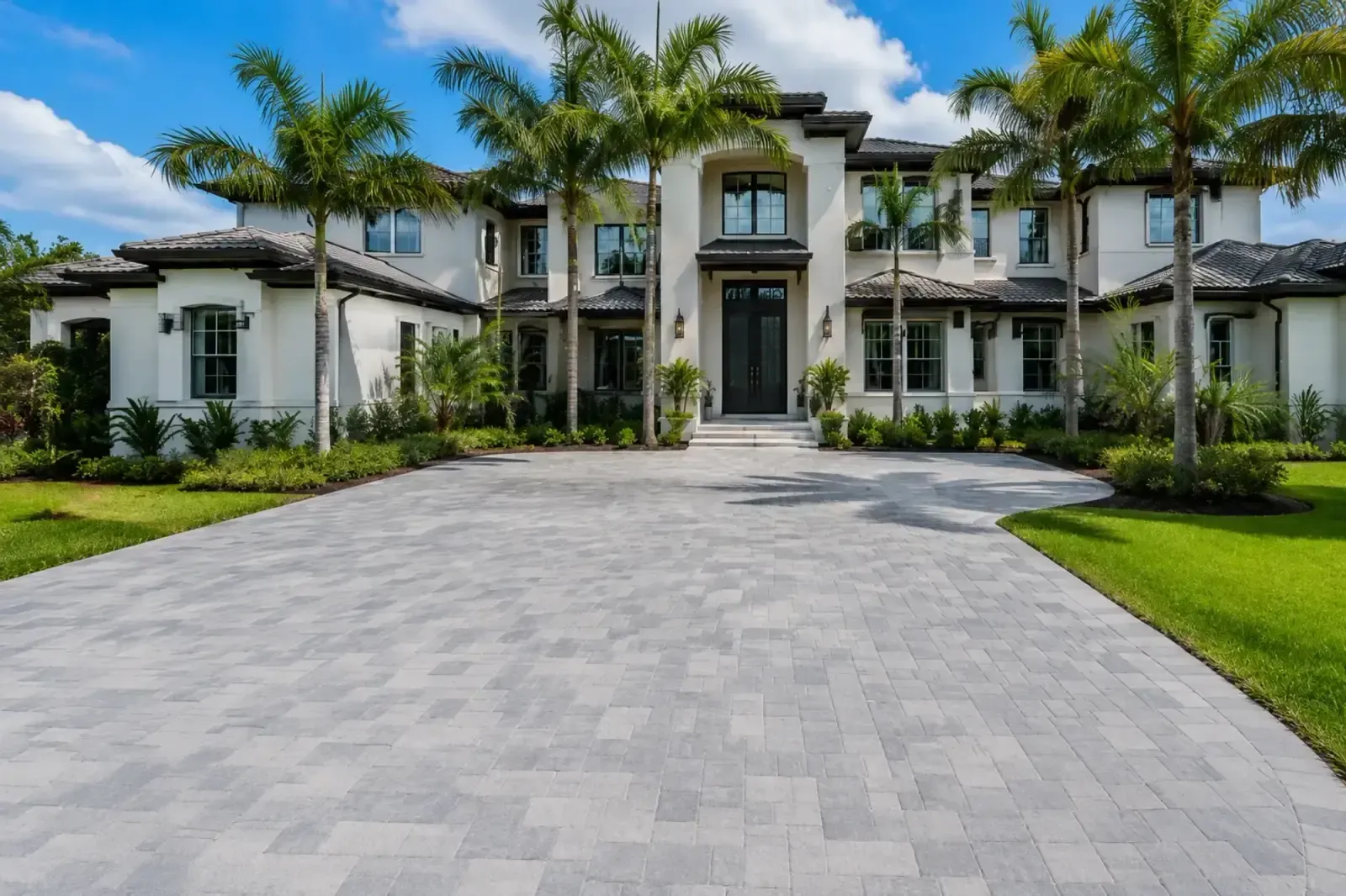 KB Painting & Refinishing crew at work on a South Florida home